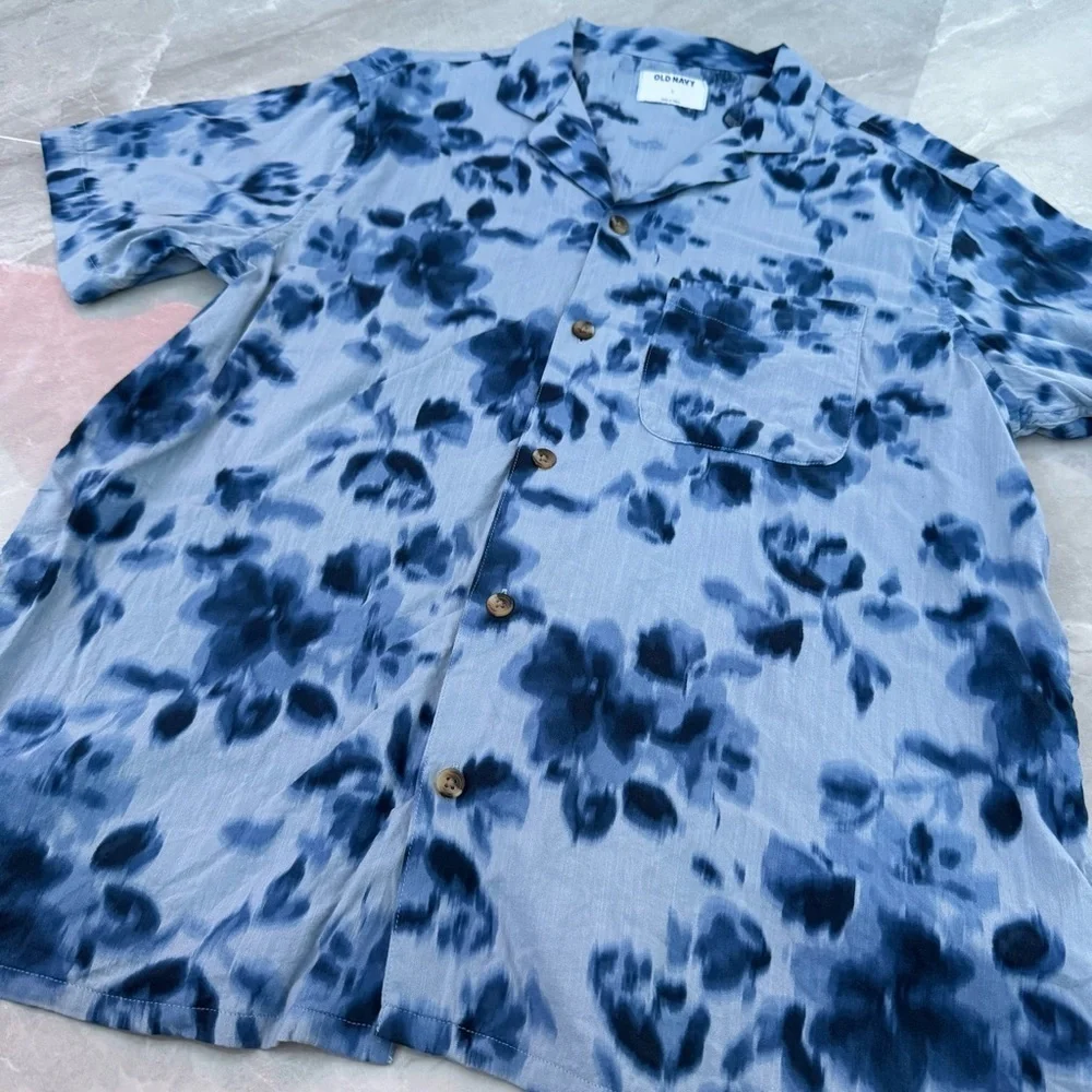 Men’s Old Navy Camp Button Down Floral Short Sleeve Pocket Shirt Large - Picture 9 of 16